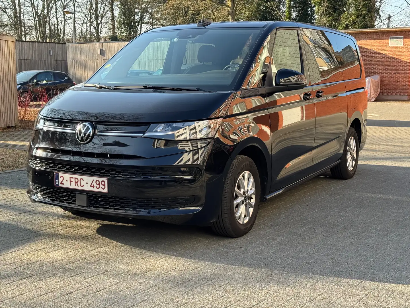 Volkswagen T7 Multivan Multivan DSG LÜ Life Noir - 1