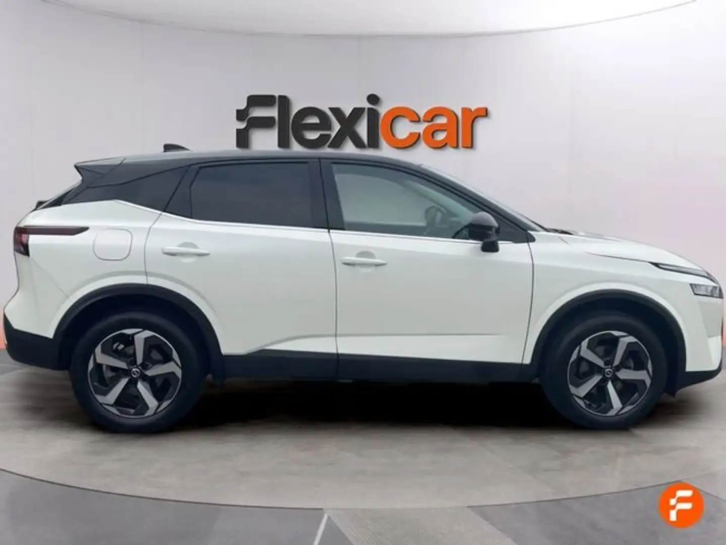 Nissan Qashqai DIG-T 103kW (140CV) mHEV 4x2 N-Connecta Blanco - 2