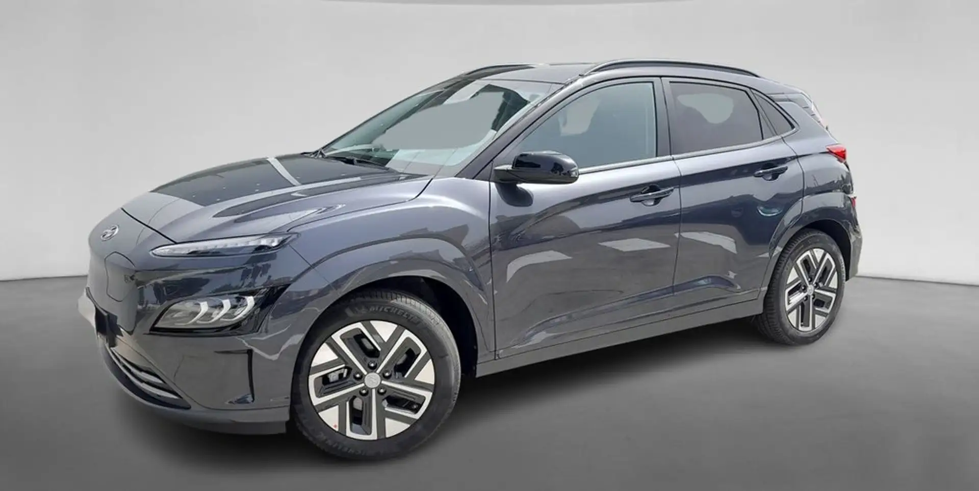 Hyundai KONA Eléctrico FL 100 kW (136 CV) HiTech L MY23 Gris - 1