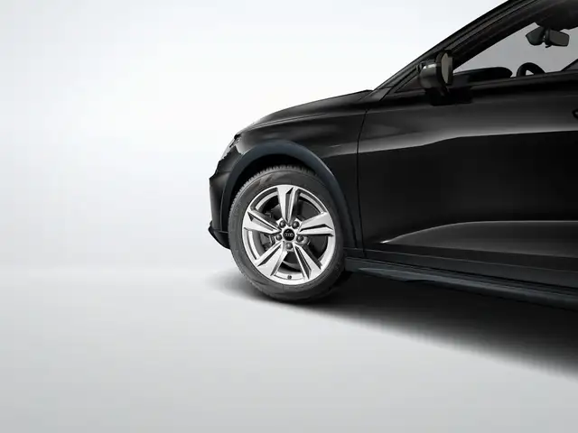 Audi A3 view 6