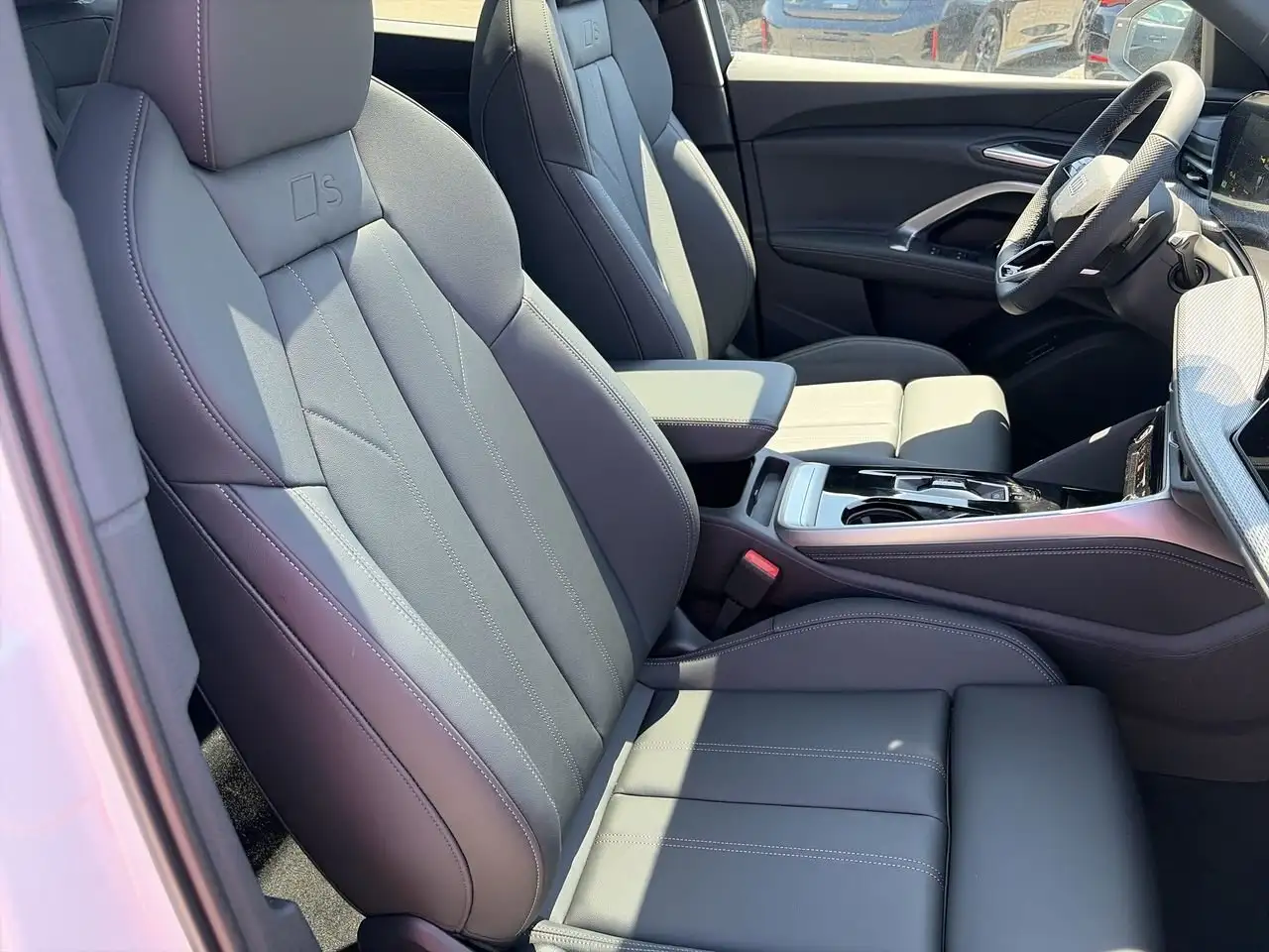 Audi Q5 снимка Audi Q5