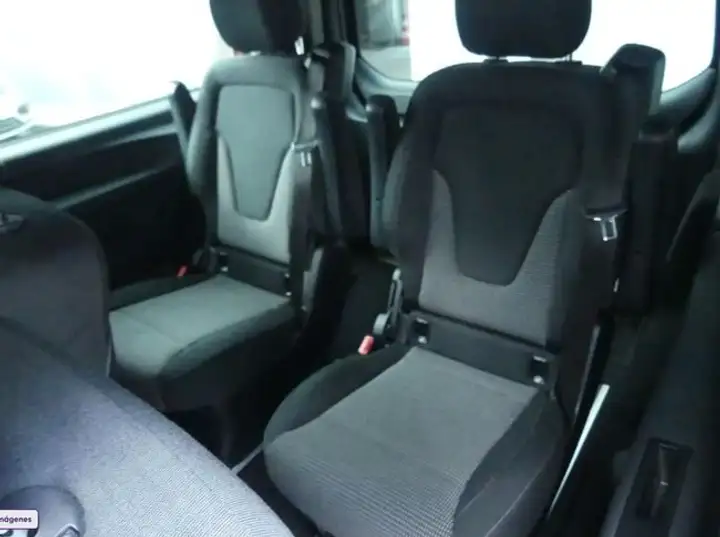 Mercedes-Benz Clase V V 220d Largo 2024, foto 15