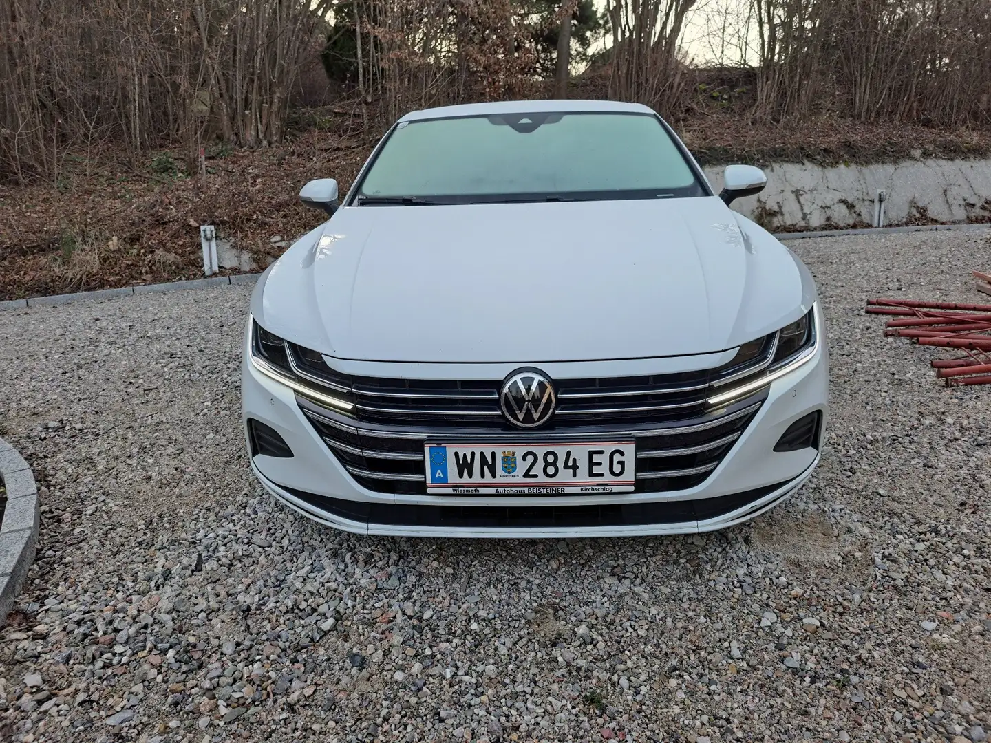 Volkswagen Arteon Arteon 2,0 TDI SCR DSG Weiß - 2