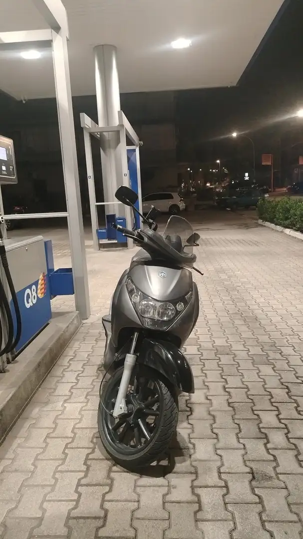 Piaggio Beverly 250 allestimento S Grijs - 2