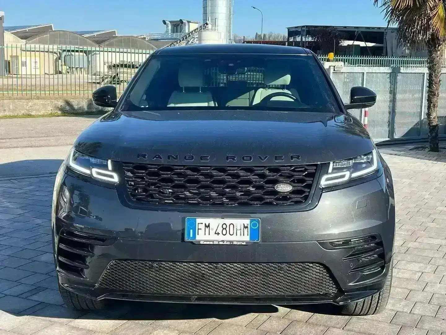 Land Rover Range Rover Velar 2.0D I4 240 CV R-Dynam HSE - 21" FM480HM Grigio - 2