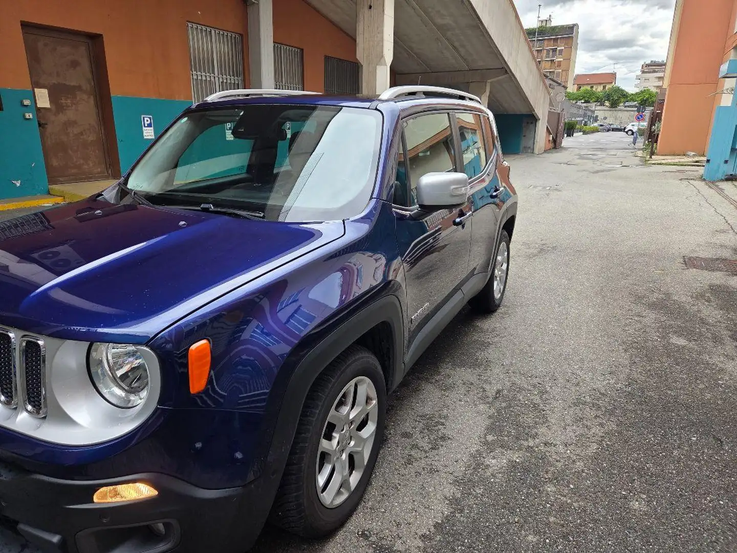 Jeep Renegade 1.6 Mjt DDCT 120CV Limited Bleu - 1