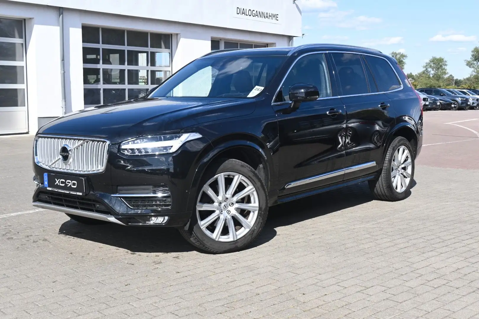 Volvo XC90 D5 AWD Inscription*STDHZG*HuD*LUFT*ACC*AHK Noir - 1