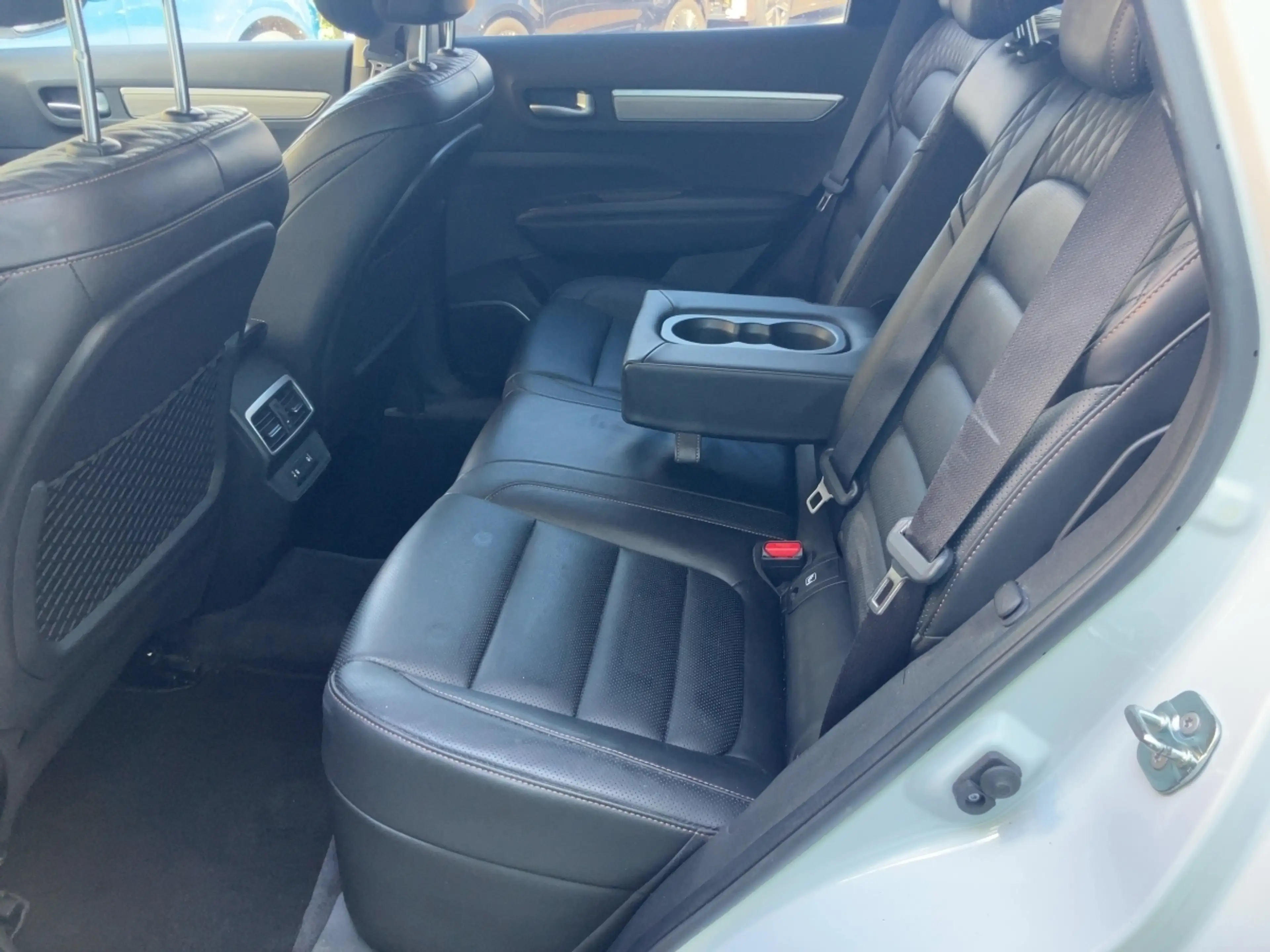 Renault Koleos INITIALE PARIS dCi 185 4WD X-tronic — photo 12