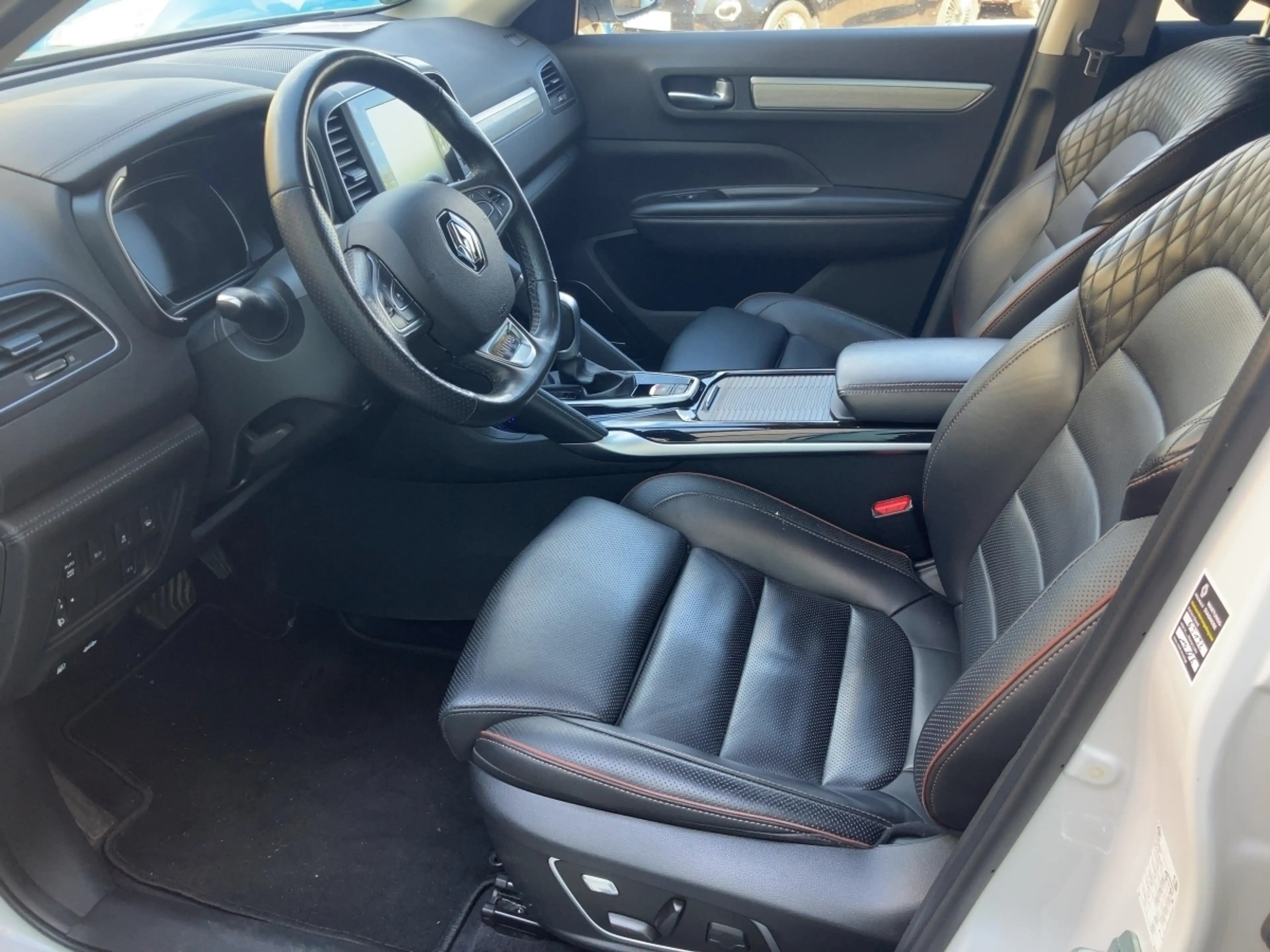 Renault Koleos INITIALE PARIS dCi 185 4WD X-tronic — photo 13