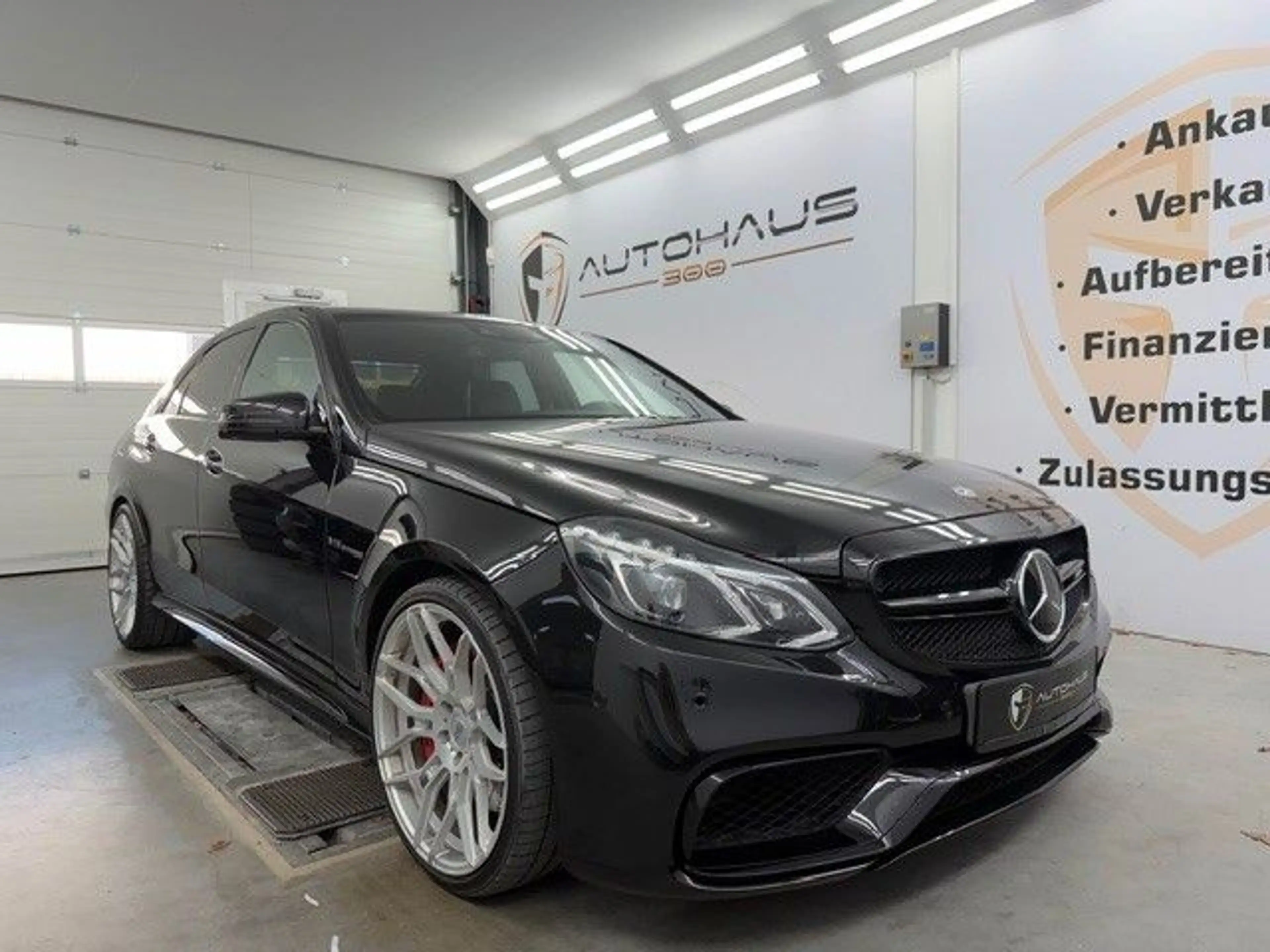 Mercedes-Benz E 63 AMG S 4Matic NAVI ACC MFL MEMORY RFK SHZ — photo 10