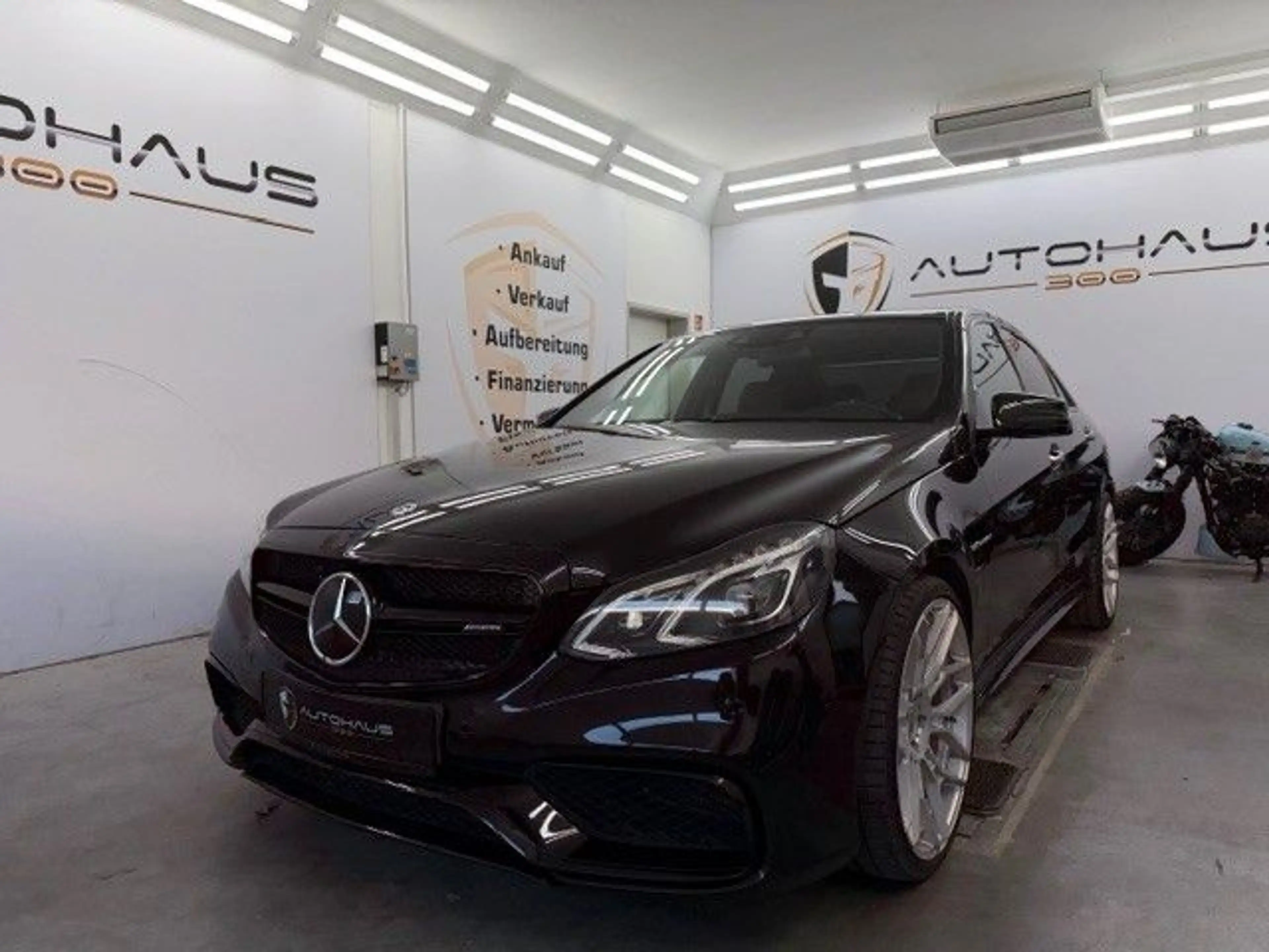 Mercedes-Benz E 63 AMG S 4Matic NAVI ACC MFL MEMORY RFK SHZ — photo 9