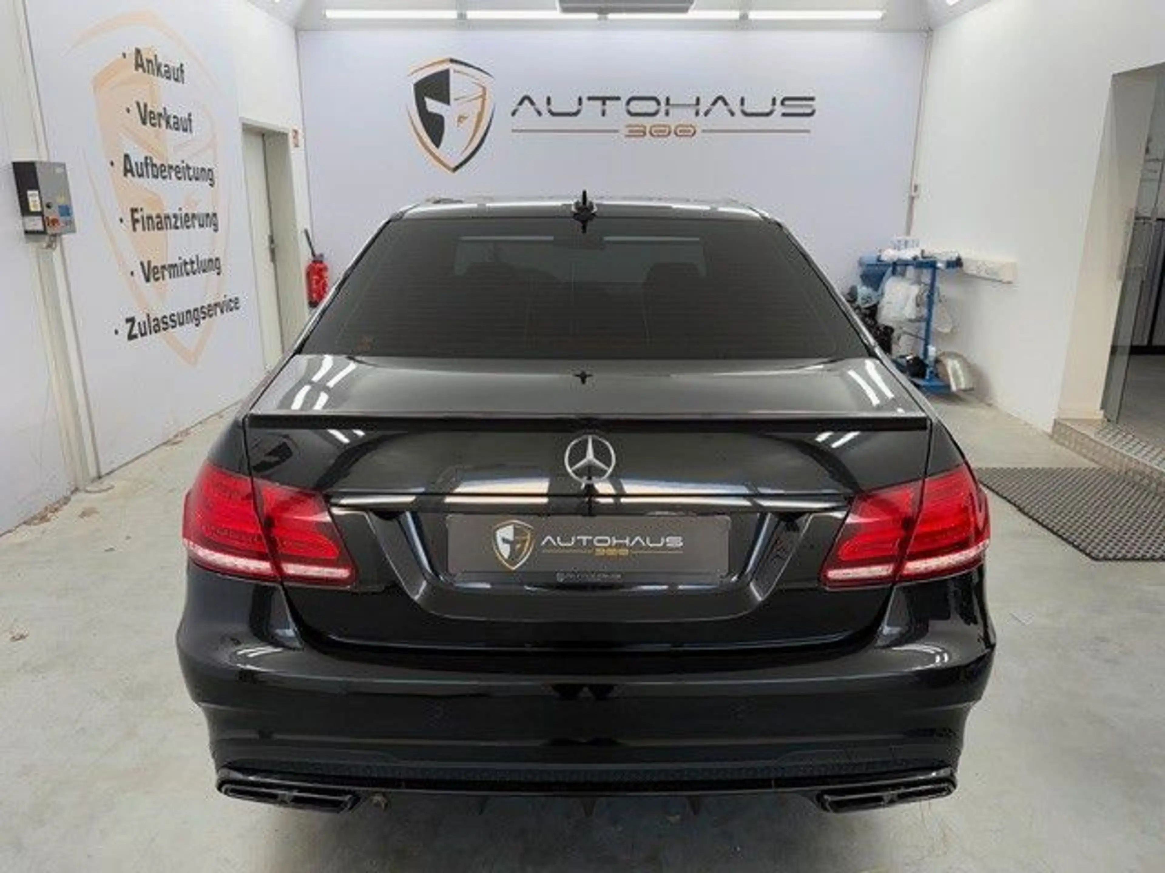 Mercedes-Benz E 63 AMG S 4Matic NAVI ACC MFL MEMORY RFK SHZ — photo 7