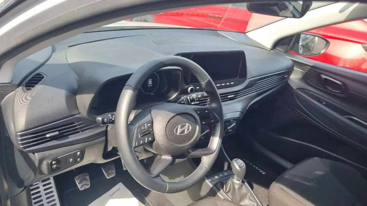 Hyundai BAYON 1.0 T-GDI MT XLine 18