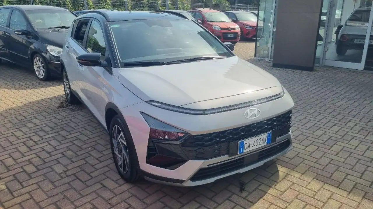 Hyundai BAYON 1.0 T-GDI MT XLine 4