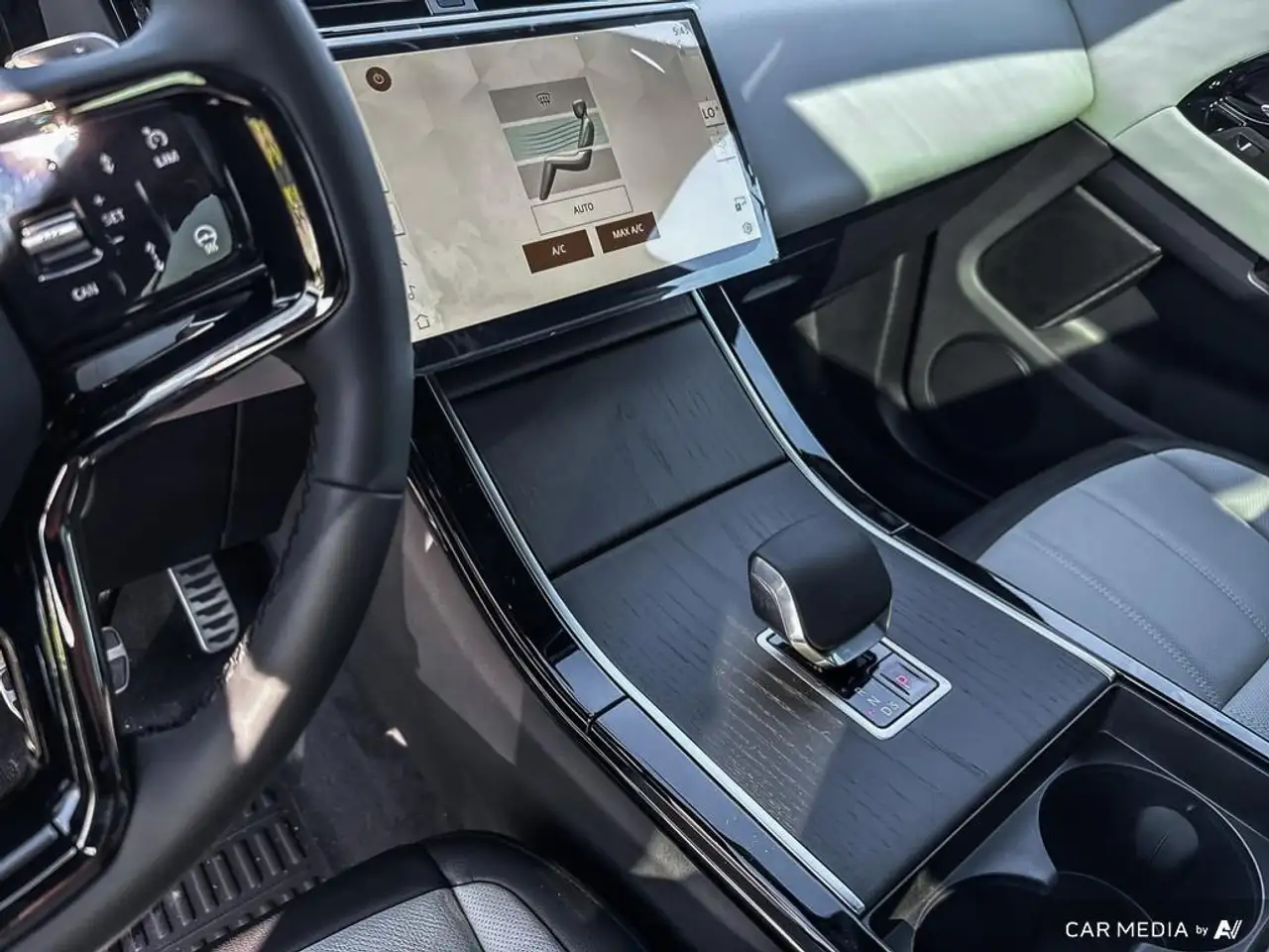 Land Rover Range Rover Evoque снимка Land Rover Range Rover Evoque