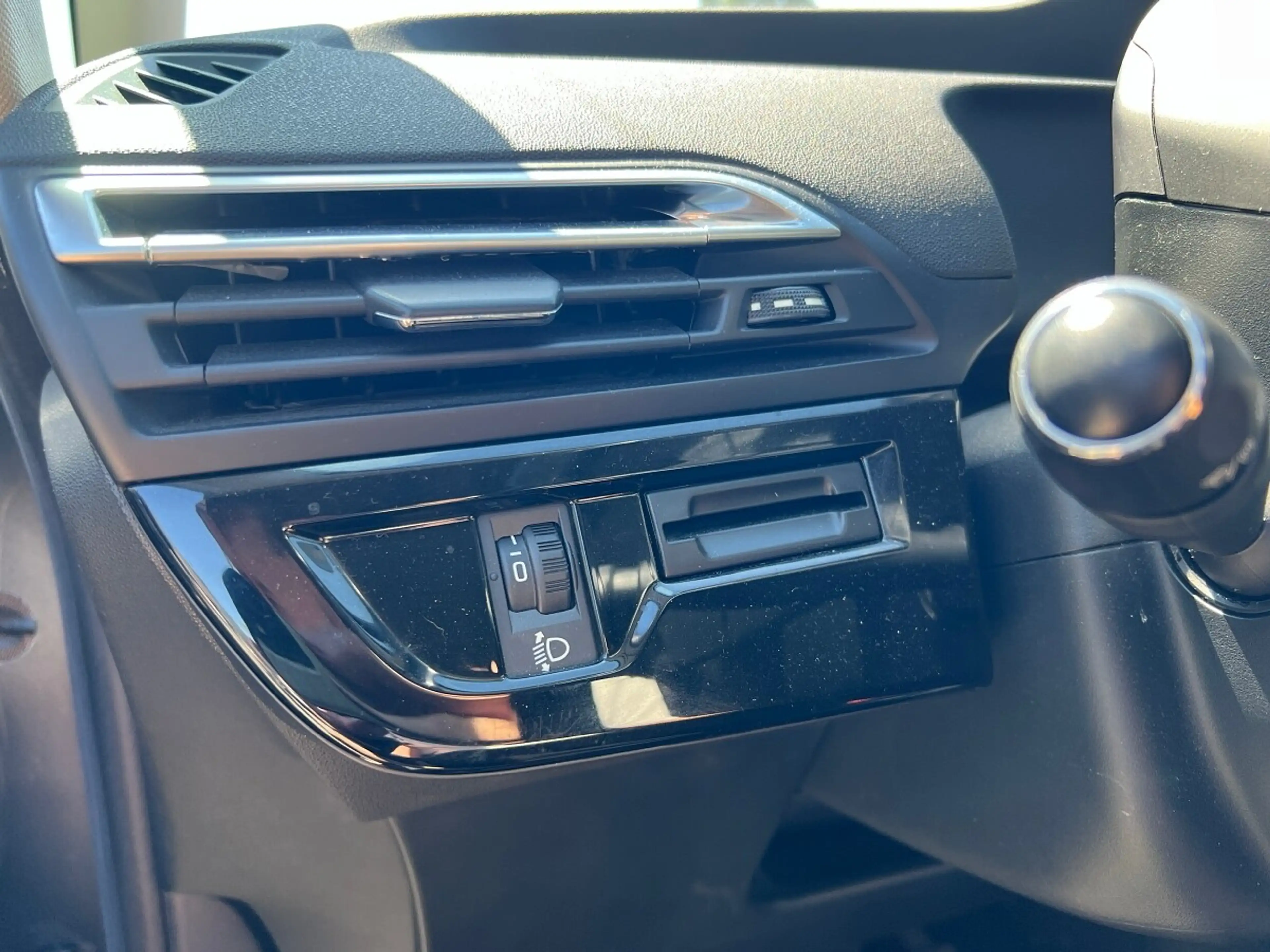 Citroen Grand C4 Picasso C4 Grand Picasso 1,6 e-HDi | 7-SITZER | Navi | ... — photo 14