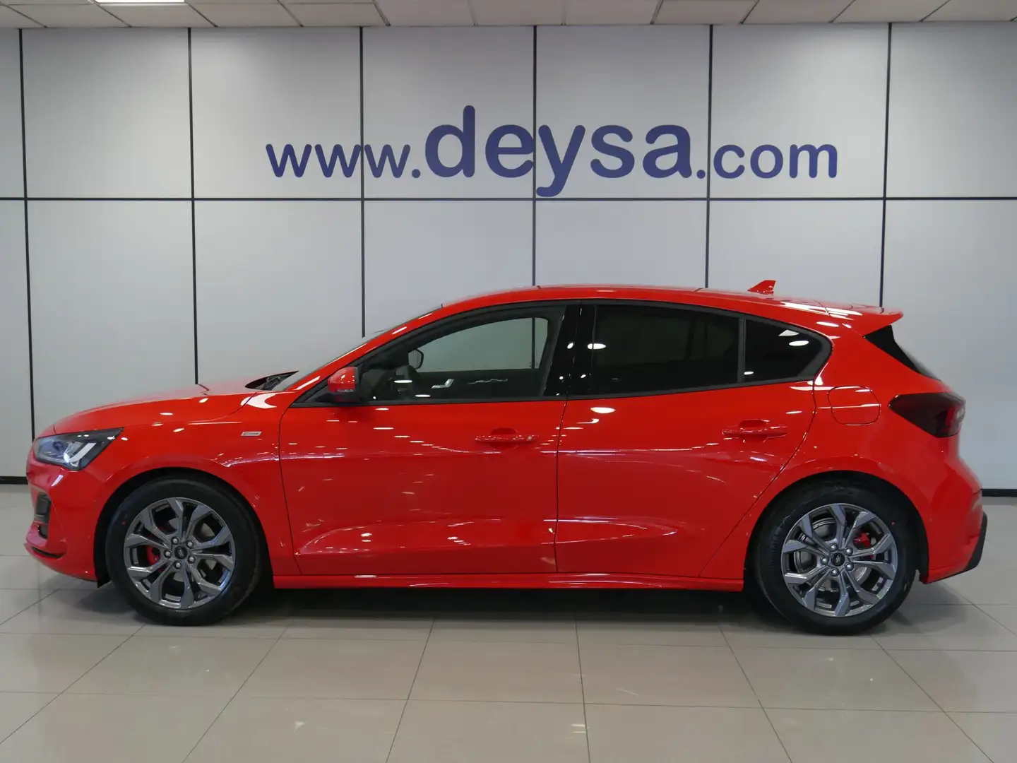 Ford Focus 1.0 Ecoboost MHEV ST-Line X 125 Rood - 2