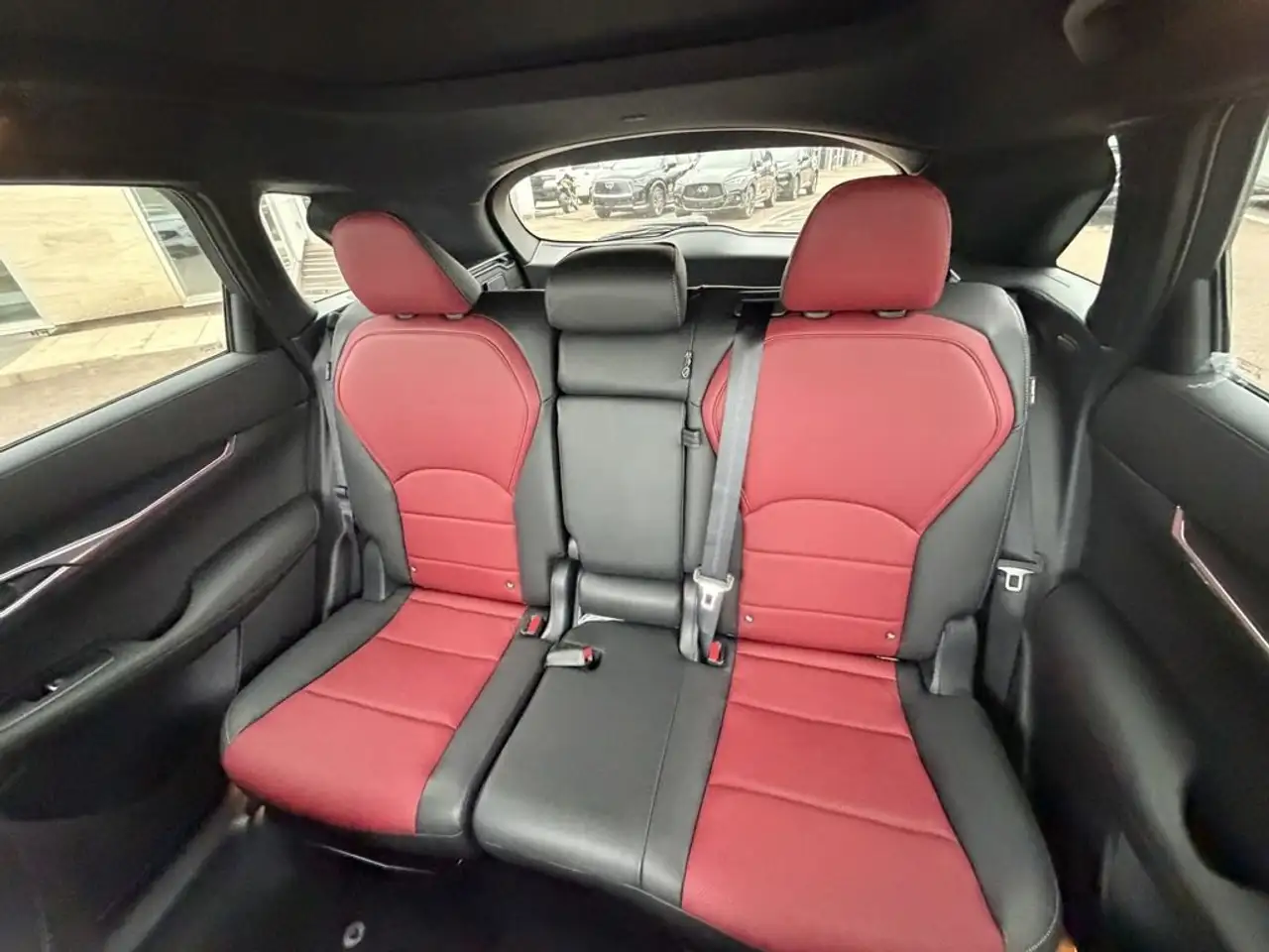 Infiniti QX50 снимка Infiniti QX50