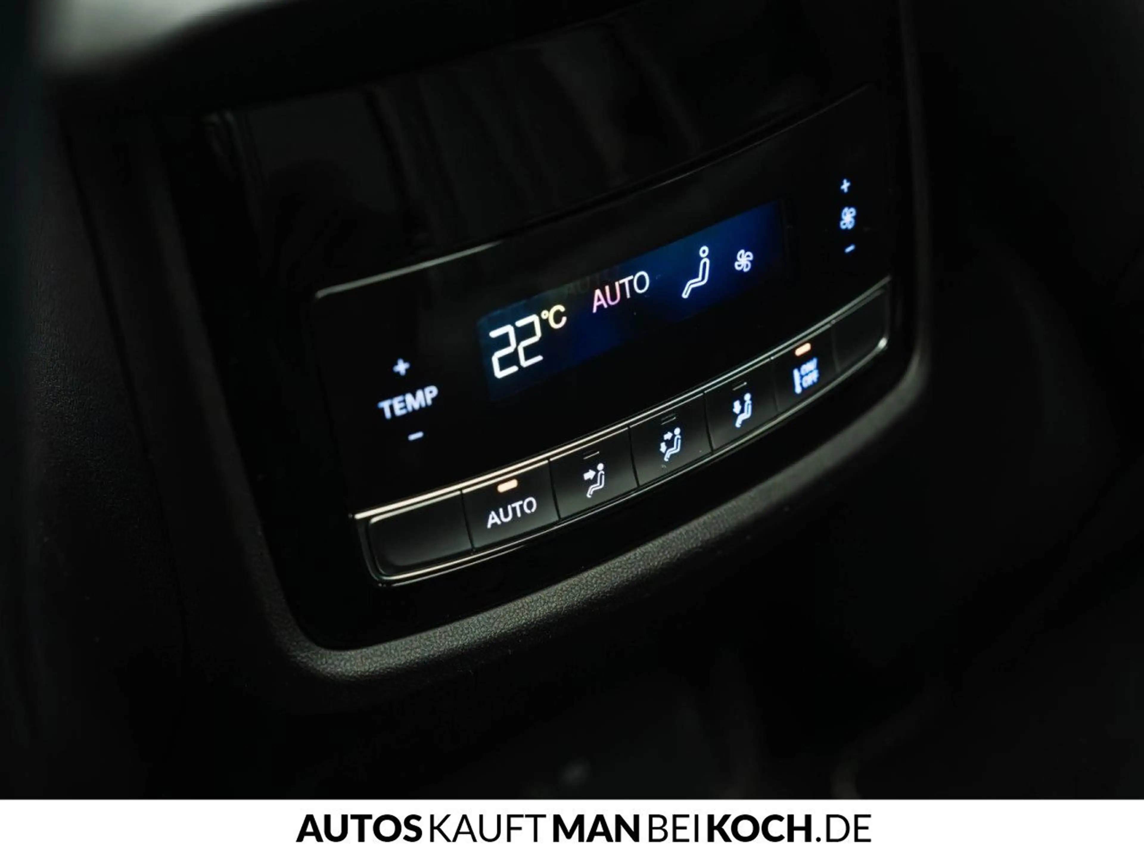 MG MGS9 PHEV Premium 26 Pano SHZ Nav Massage Head Up — photo 12