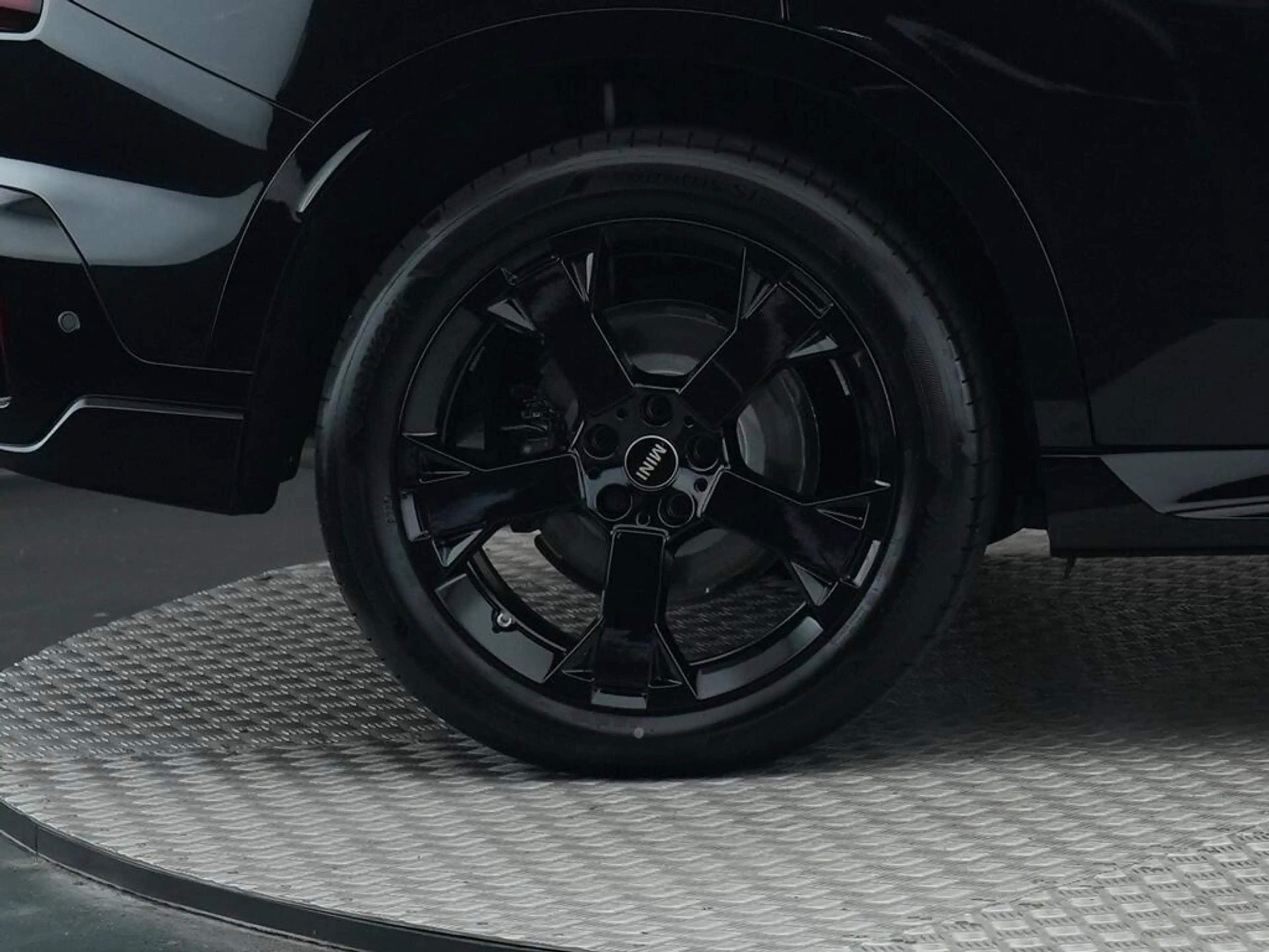 MINI John Cooper Works Countryman 1.5 C L — photo 14