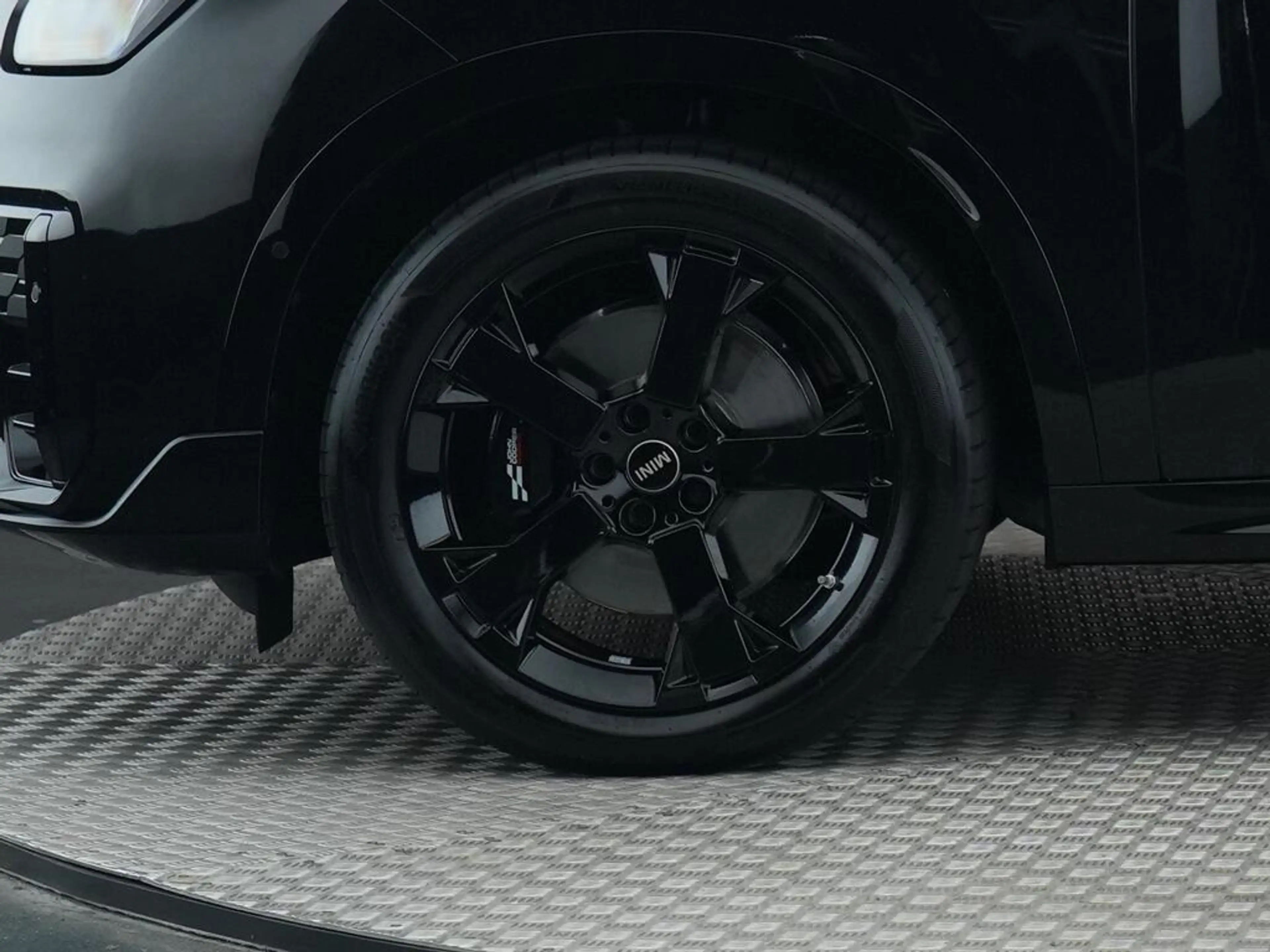 MINI John Cooper Works Countryman 1.5 C L — photo 15
