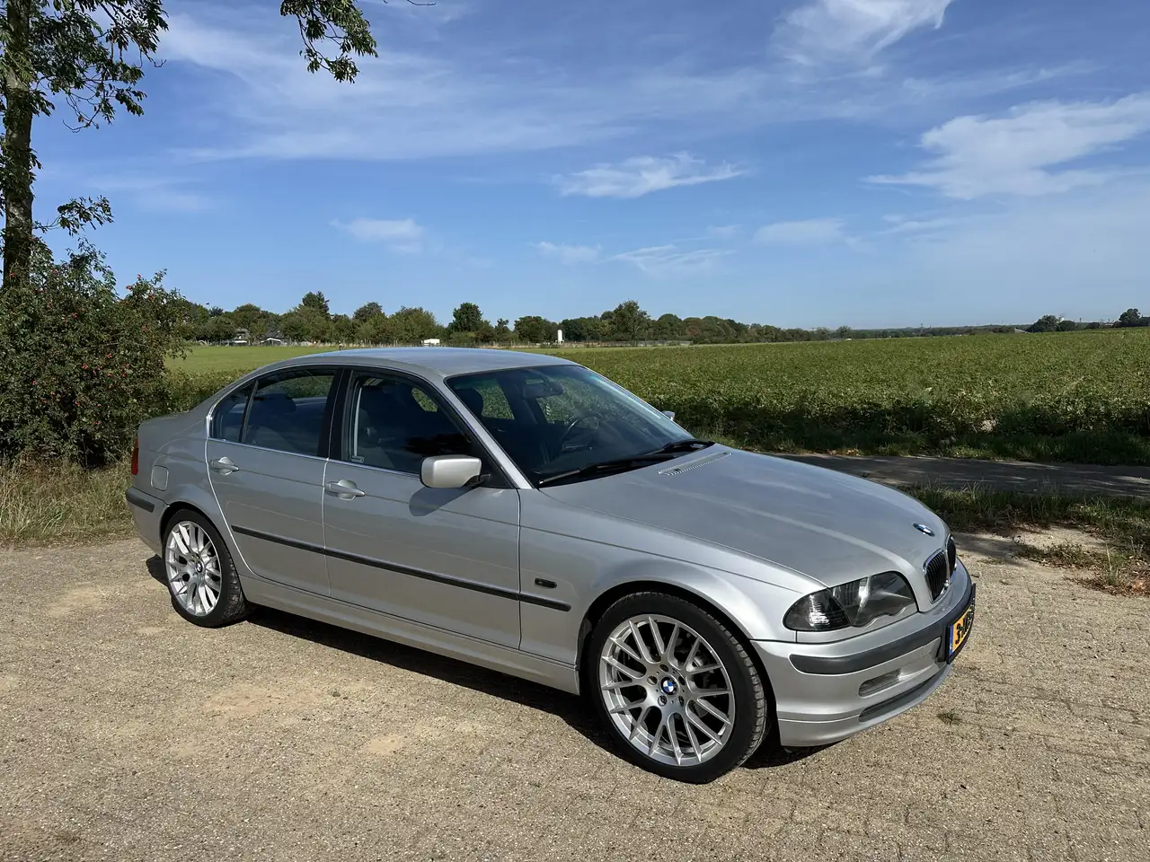 BMW 320i executive, foto 4