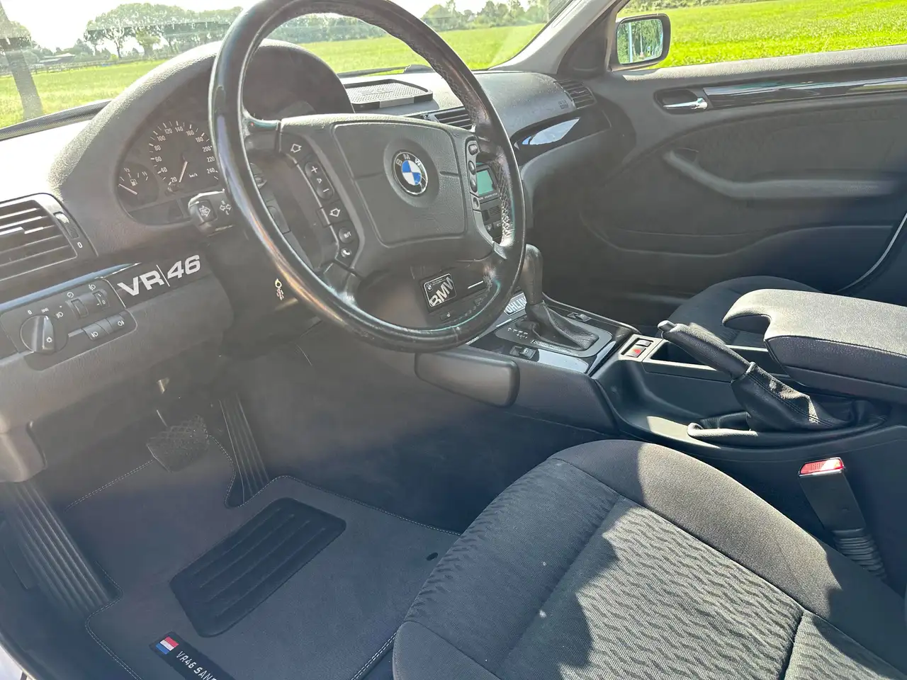 BMW 320i executive, foto 6