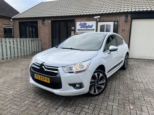 Citroen DS4 1.6 THP 200pk Sport Chic Leer Trekhaak