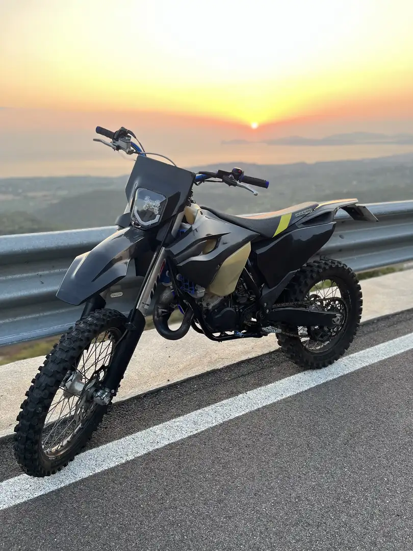 Husqvarna TE 125 enduro - 1