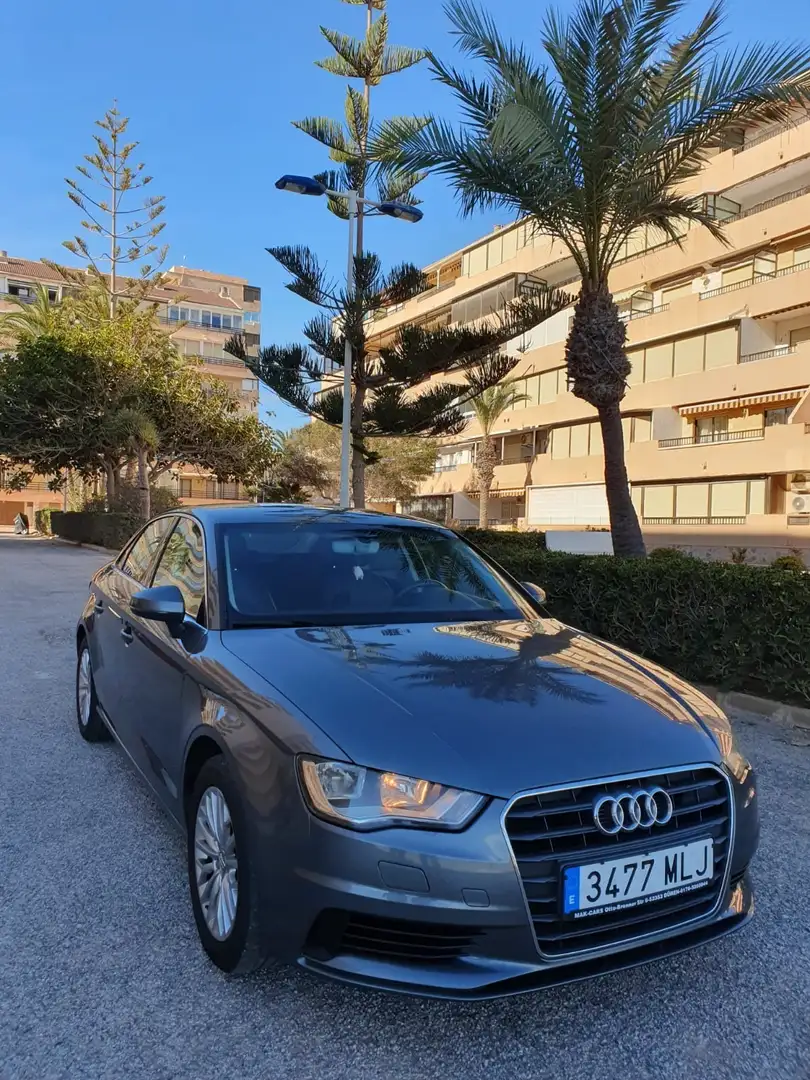 Audi A3 2.0 TDI Limousine (clean diesel) quattro Attractio - 1