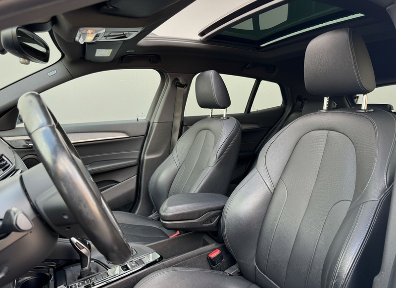 BMW X2 SDrive20i High Executive|M-sport|Pano|HUD|Trekhaak — photo 6