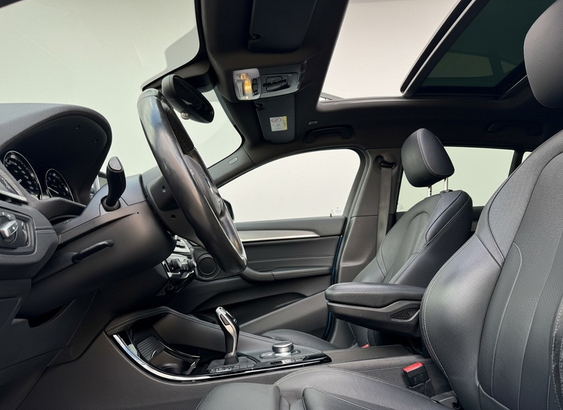 BMW X2 SDrive20i High Executive|M-sport|Pano|HUD|Trekhaak — photo 5