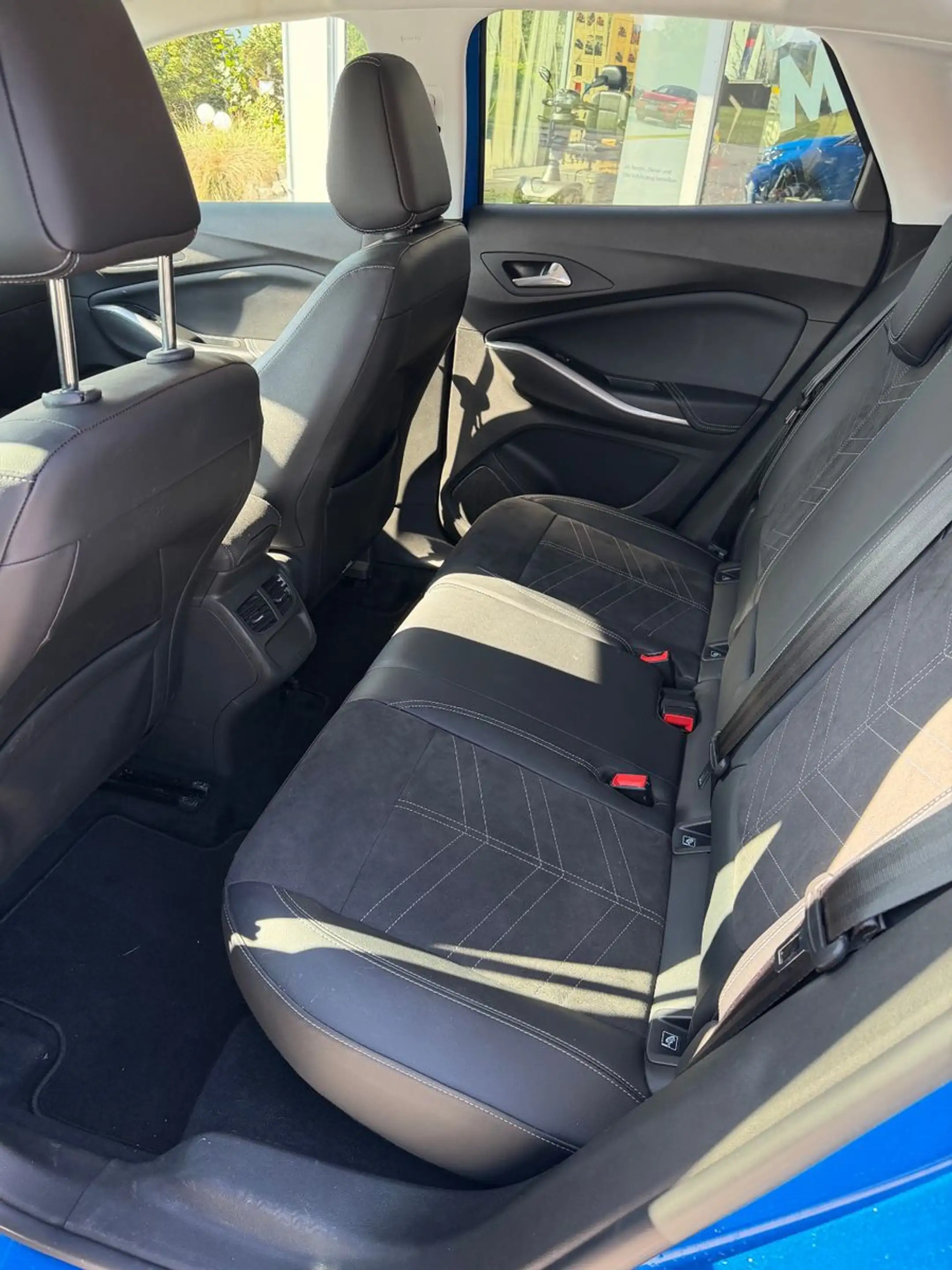 Opel Grandland X — photo 6