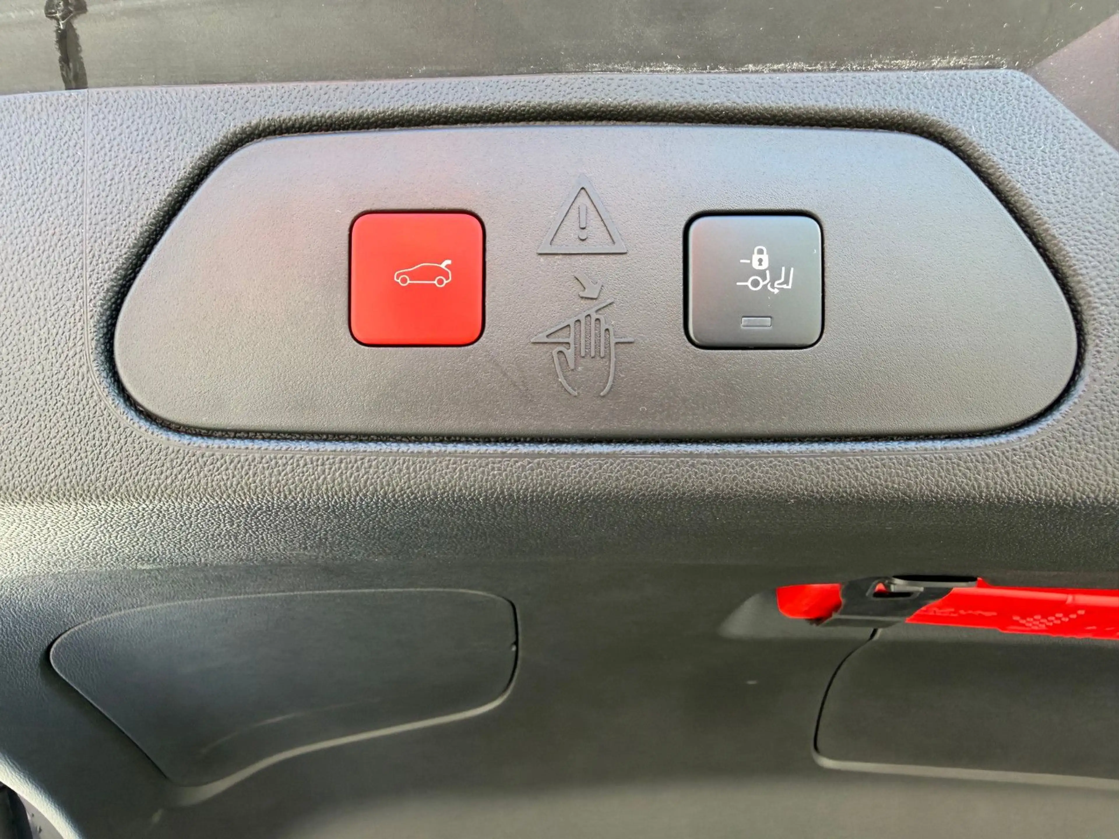 Opel Grandland X — photo 5