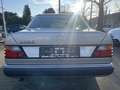 Mercedes-Benz 220 E Automatik 1.Hand Klima Allwetterreifen Silber - thumbnail 6