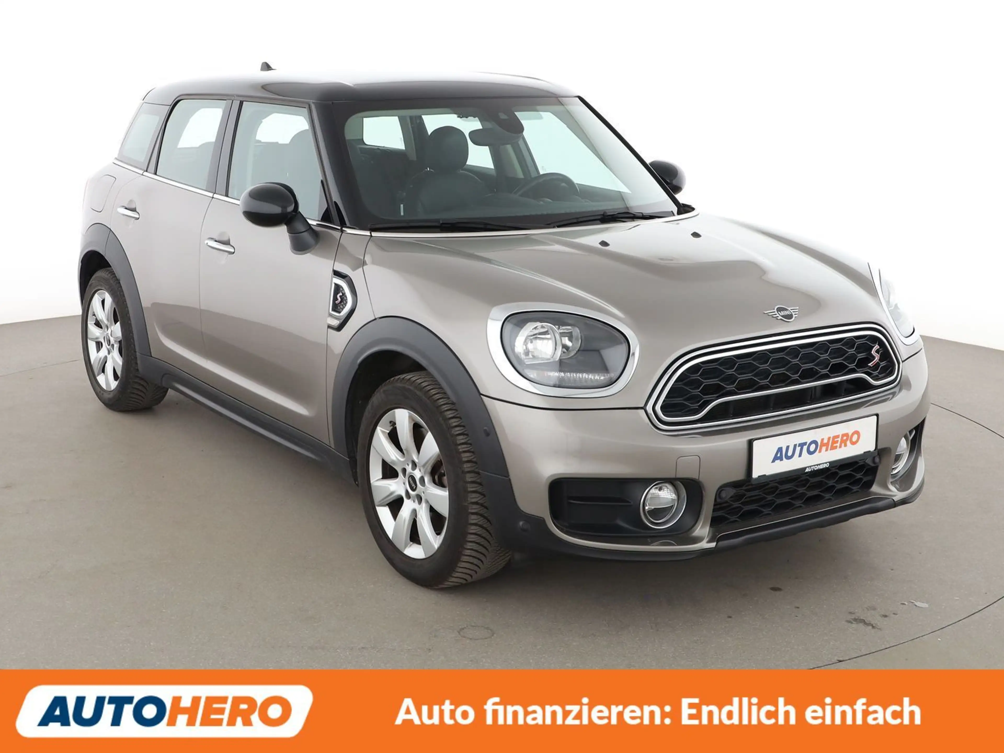 MINI Cooper S Countryman Cooper S Aut.*NAVI*TEMPO*CAM*PDC*SHZ*ALU* — photo 8