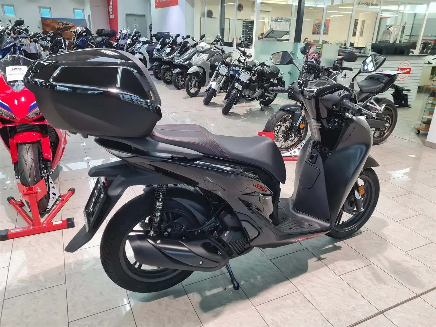 Honda SH 150 Nero - 2