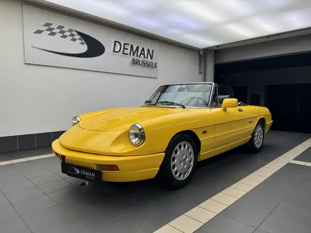 Alfa Romeo Spider 2.0