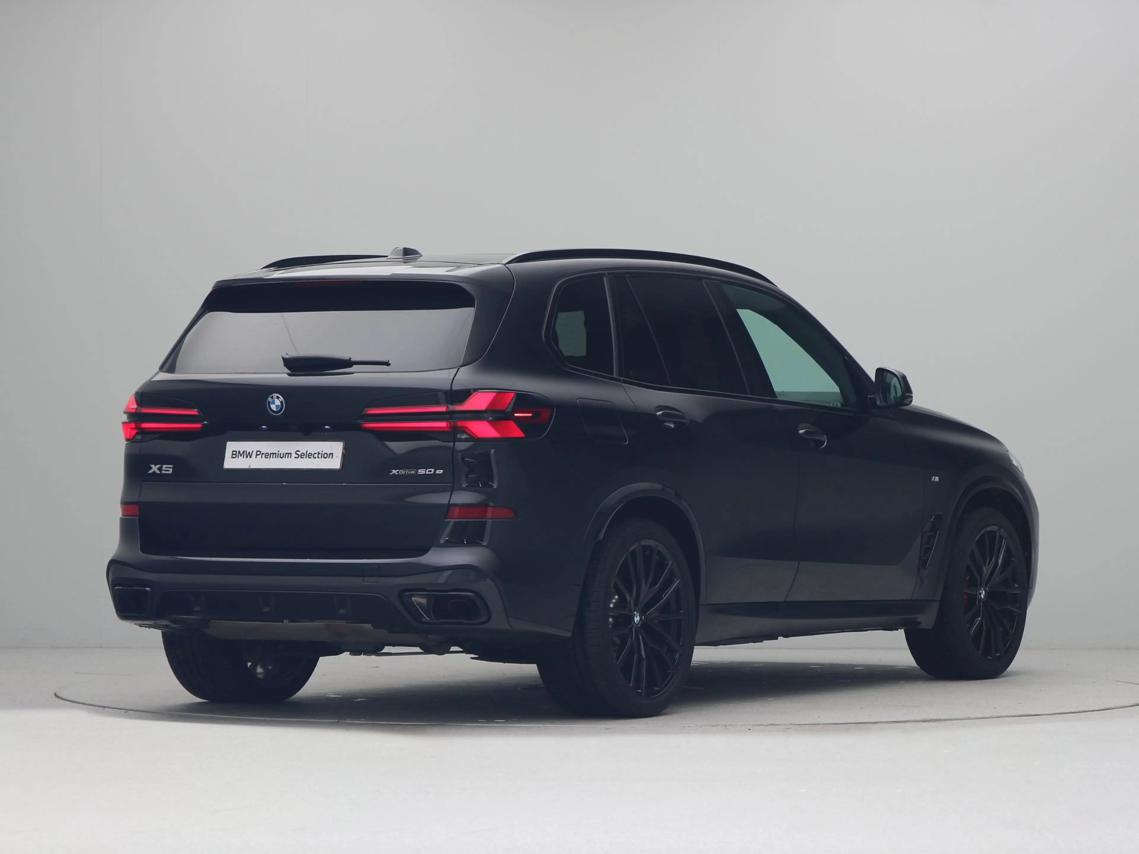 BMW X5 xDrive50e — photo 5