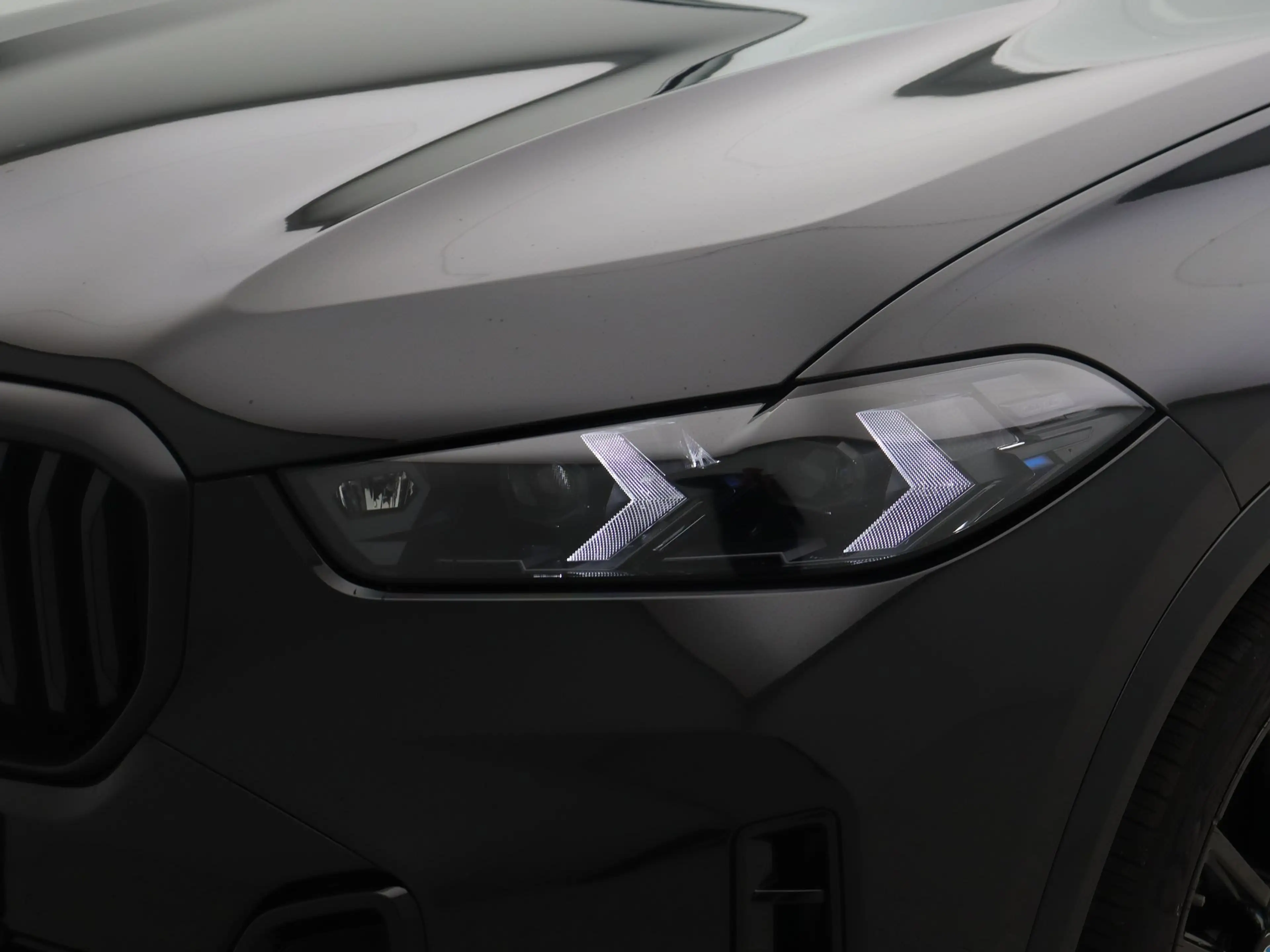 BMW X5 xDrive50e — photo 13