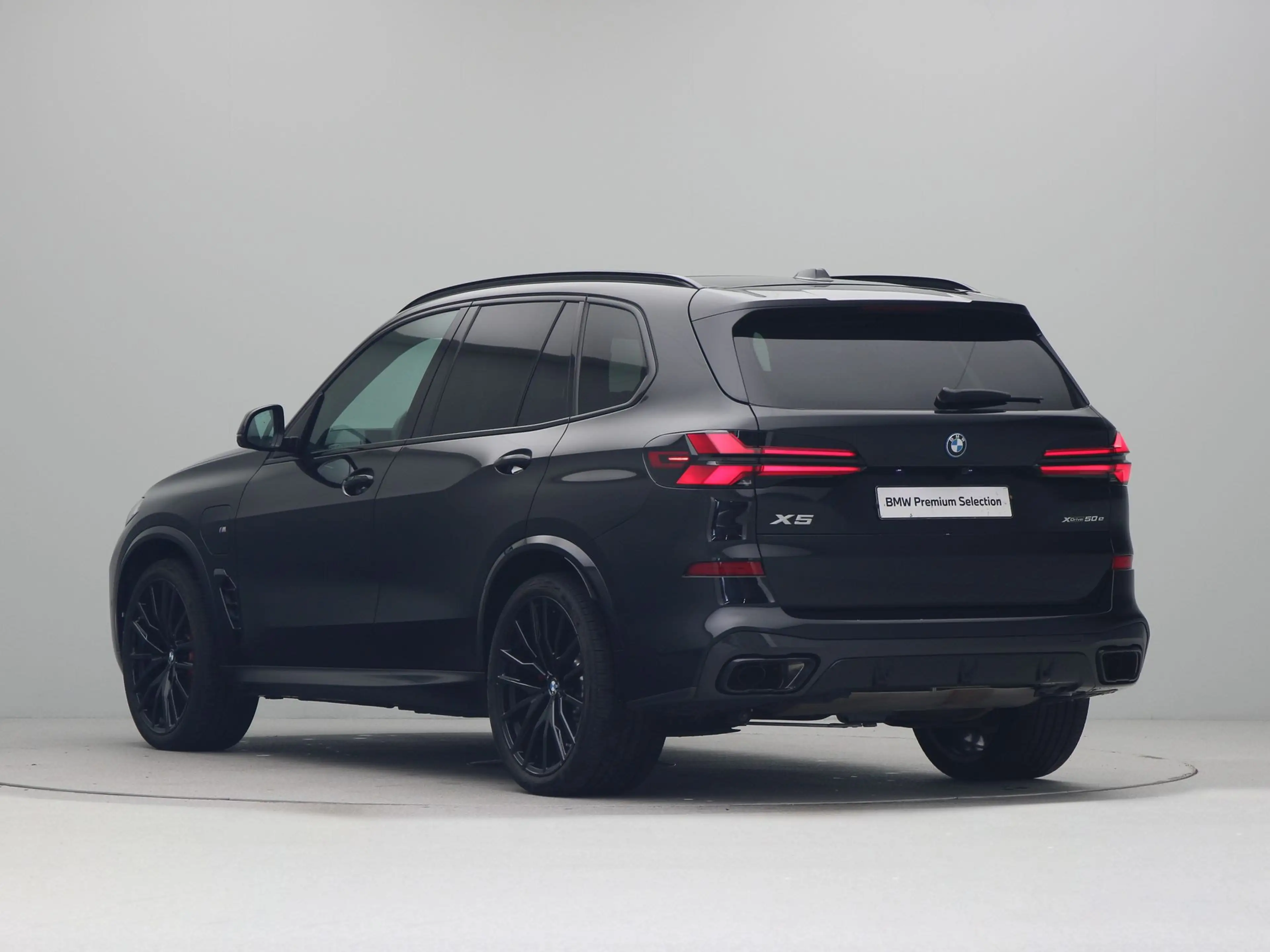 BMW X5 xDrive50e — photo 7