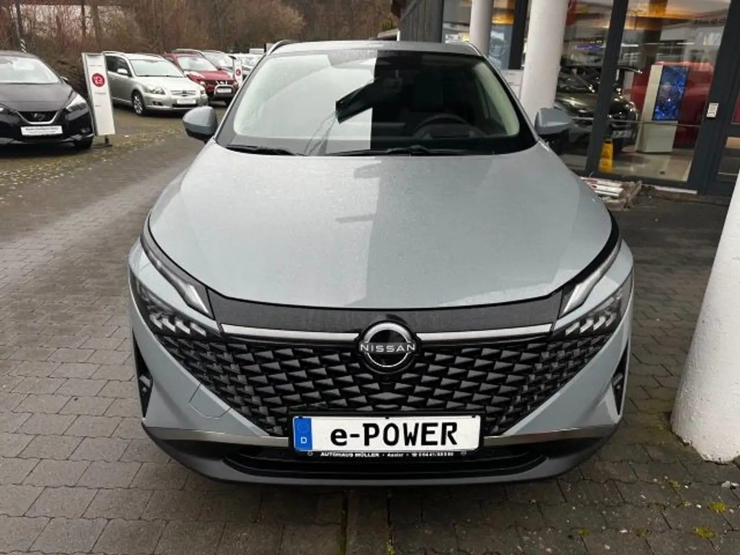 Nissan Qashqai QASHQAI MY24 1.5 VC-T e-POWER 190 PS N-Connecta Grijs - 2