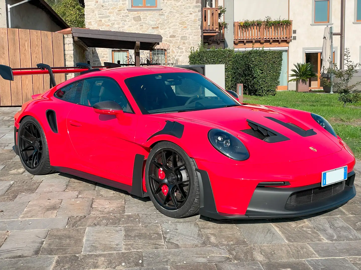 Porsche 992 911 Coupe 4.0 GT3 RS auto WEISSACH Rosso - 1