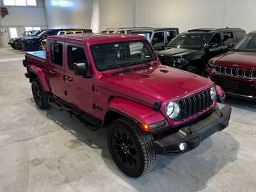 Sport 3,6 4x4 Leder LED AHK Navi Pink