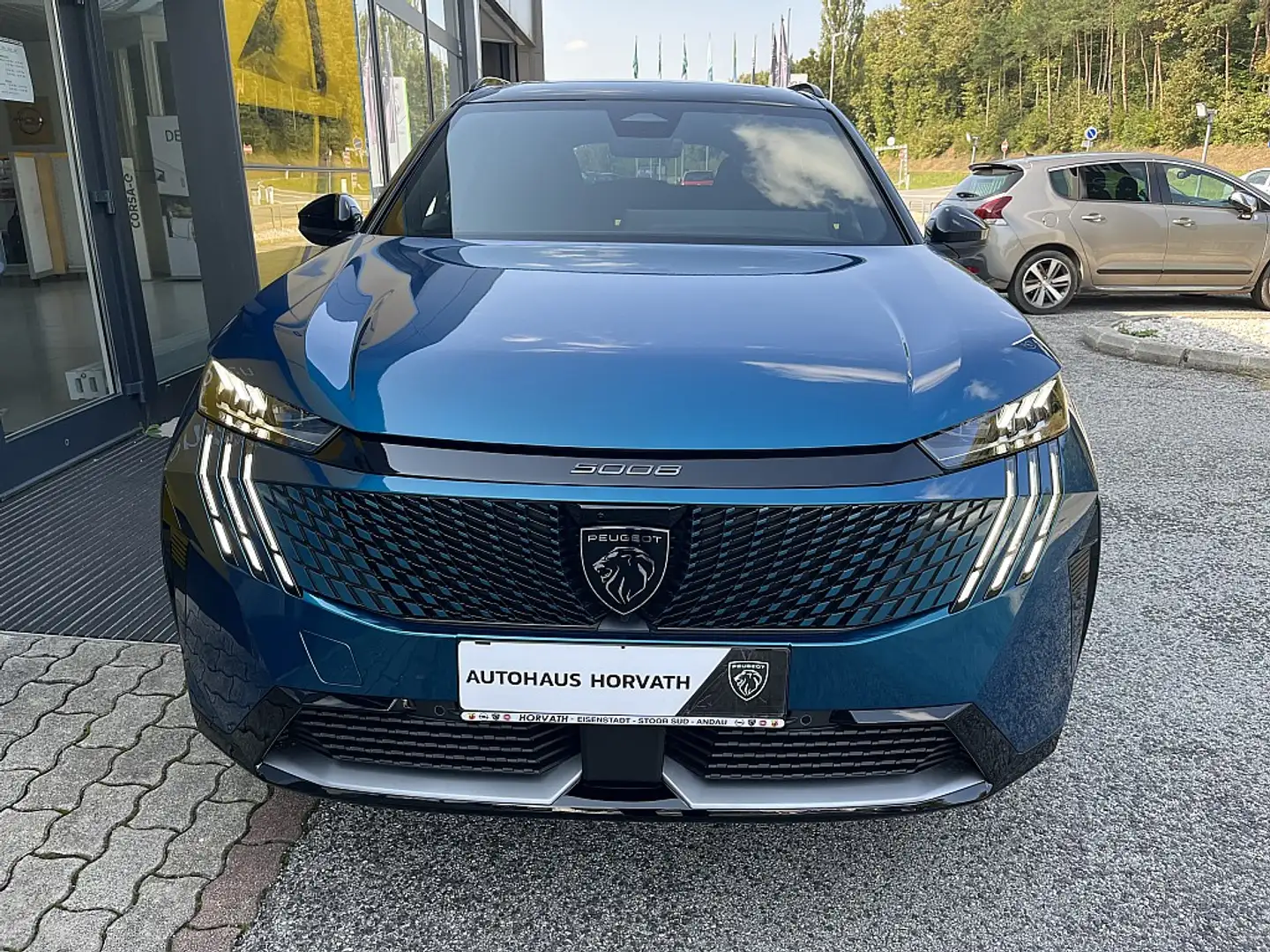 Peugeot 5008 Elektro 210 73kWh GT!LEDMATRIX,PANORAMA,VOLL! Blau - 2