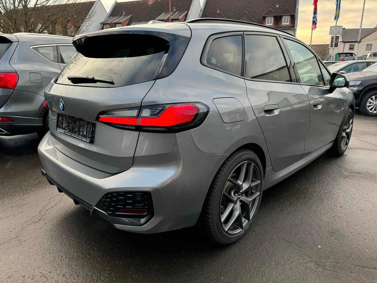 BMW 220 Baureihe 2 Active Tourer 220 i M Sport Gris - 2