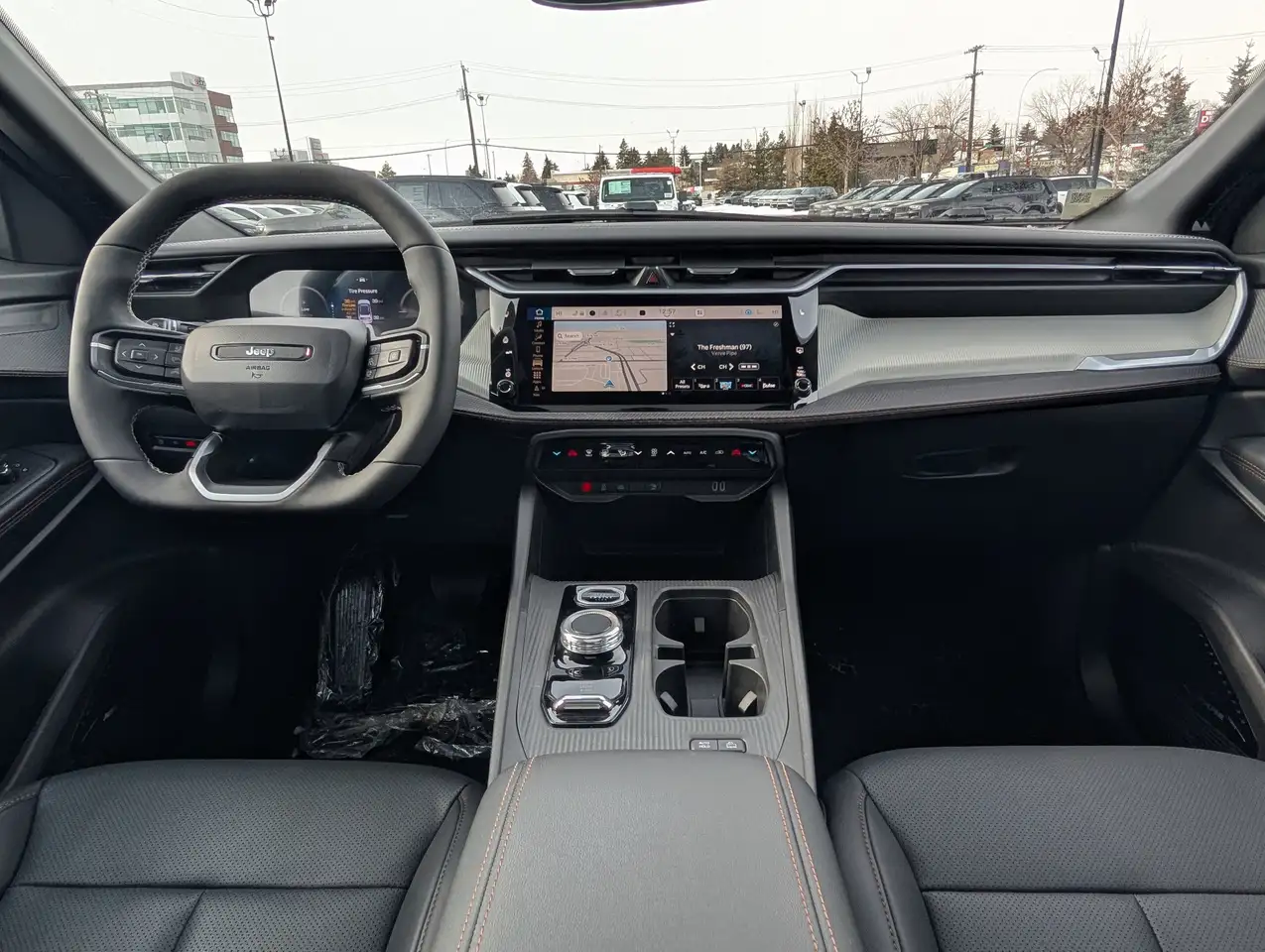 Jeep Cherokee снимка Jeep Cherokee