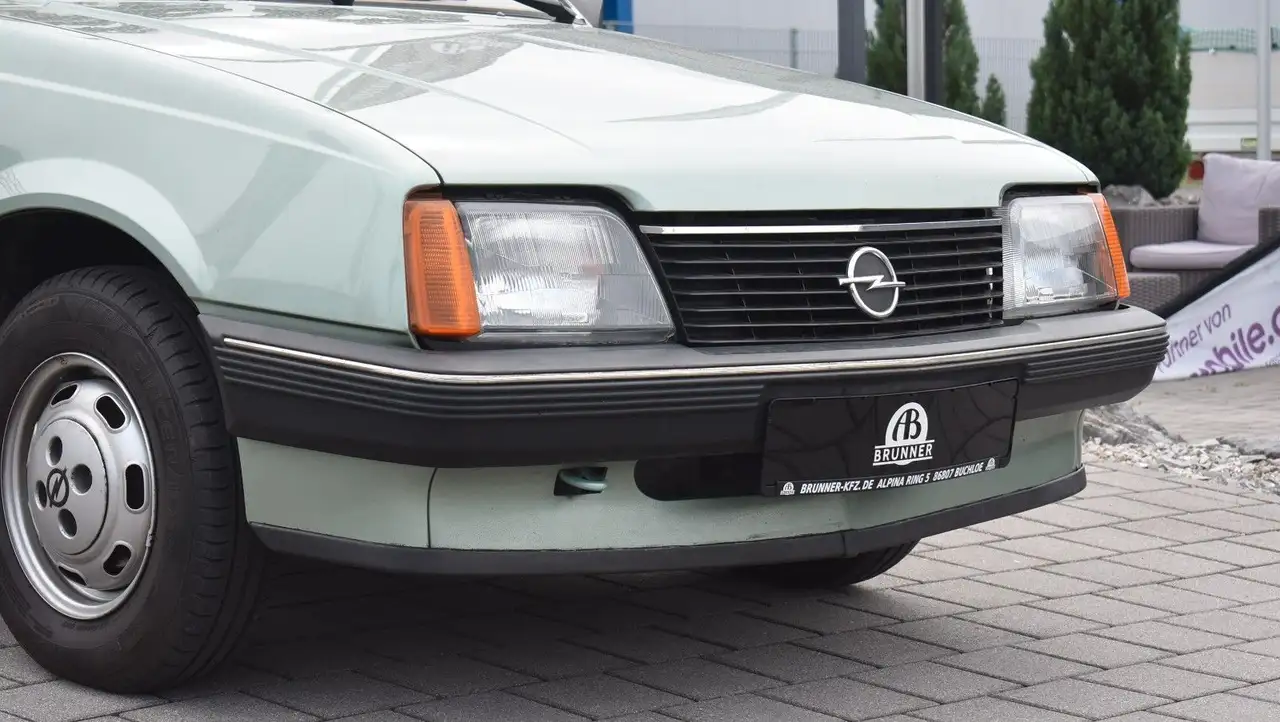 Opel Ascona C Luxus 3 Türen / Automatik, foto 5