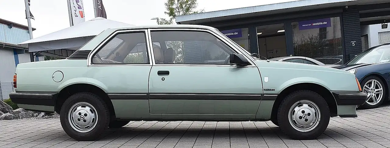 Opel Ascona C Luxus 3 Türen / Automatik, foto 7