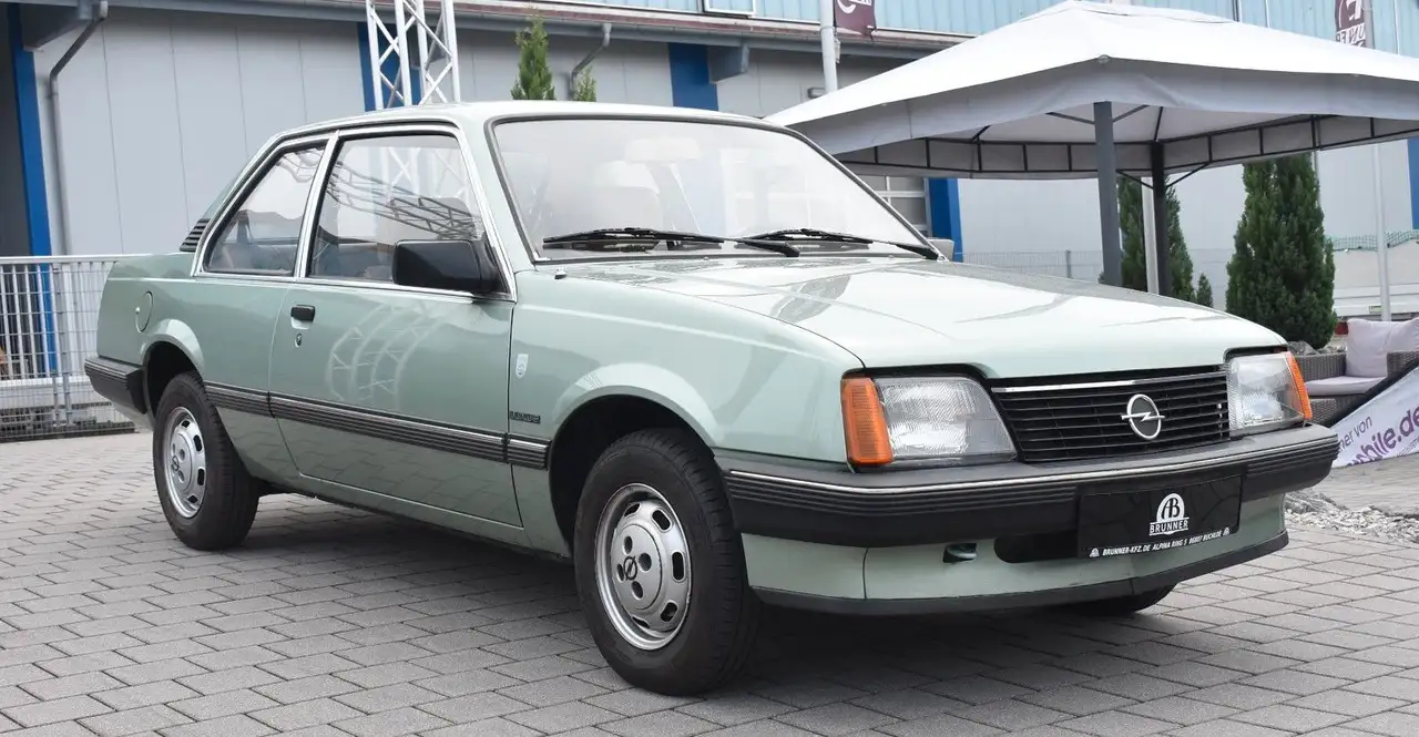 Opel Ascona C Luxus 3 Türen / Automatik, foto 4